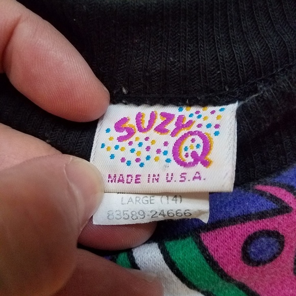 SOLD 90s Vintage Long Sleeved Shirt - Picture 3 of 8